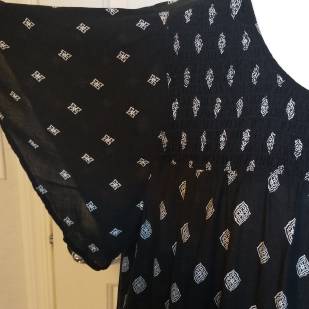 Smocked Torrid Blouse 3X - Picture 3 of 6
